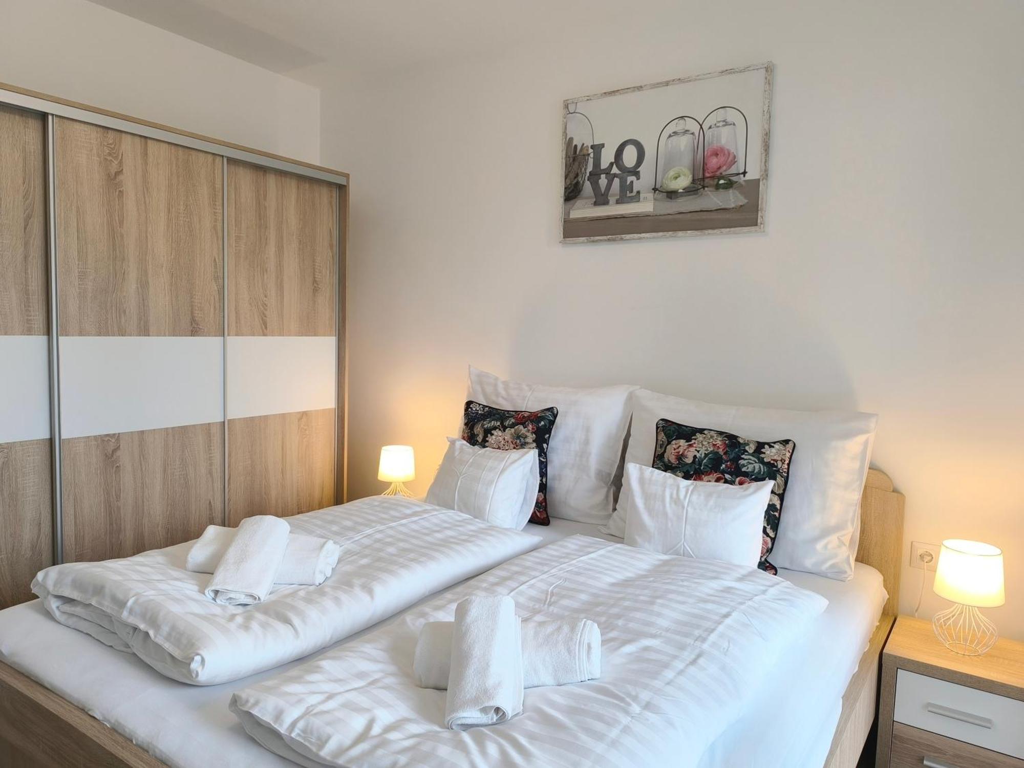 Helikon Terrace Susanne Apartment Keszthely Exterior foto